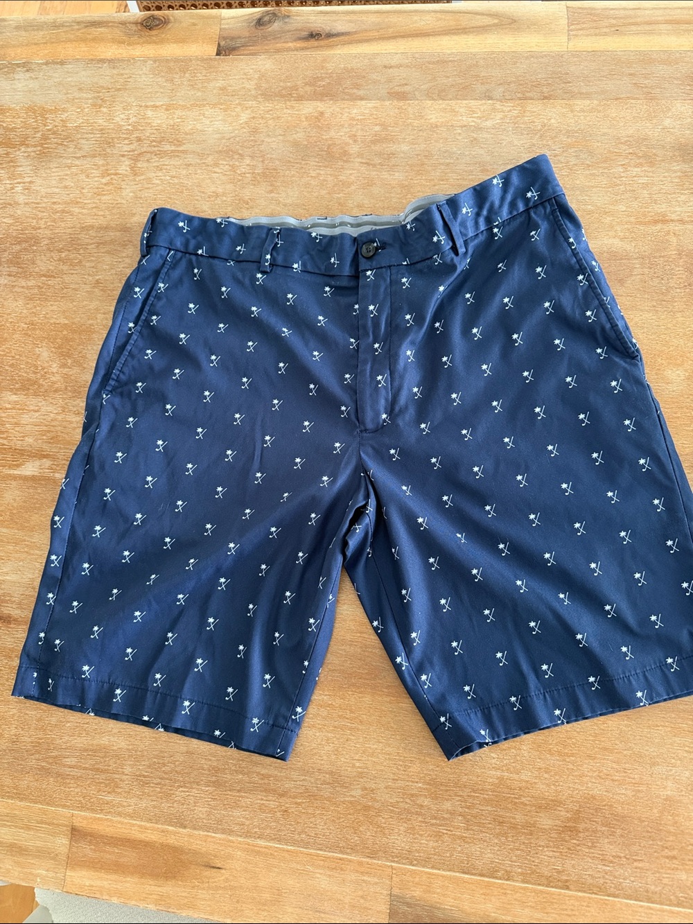 Walter Hagen Men's Perfect 11 Palm Clubs Print Golf Shorts Sz 38